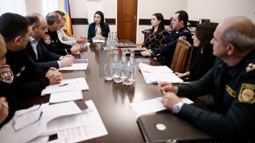 ՆԳ նախարարությունում քննարկվել են ազատությունից զրկված անձանց ուղեկցման և պահպանության խնդիրներին վերաբերող հարցեր