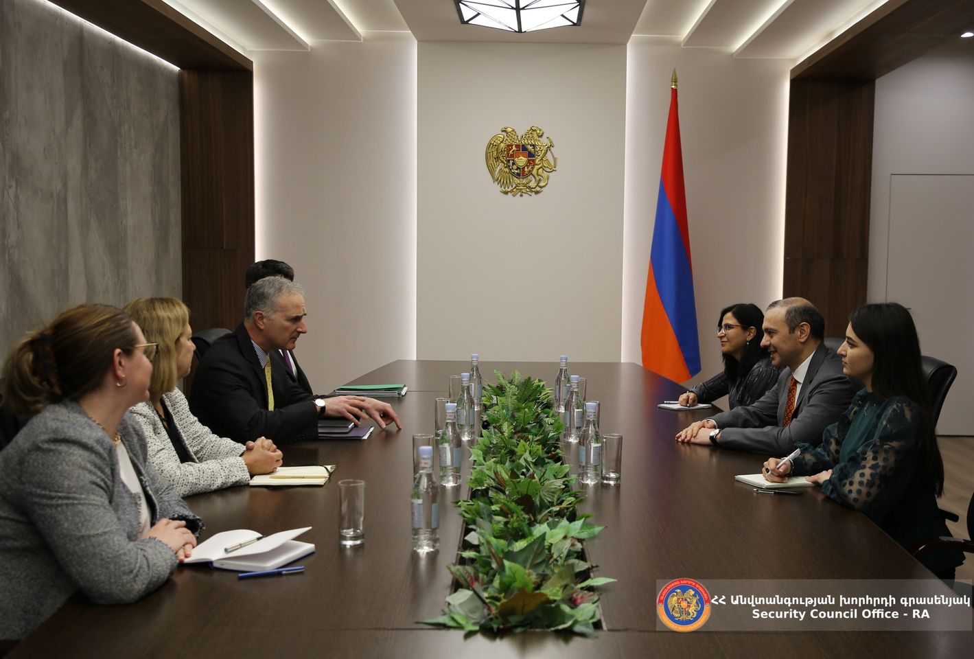 ԱԽ քարտուղարն ընդունել է Լուիս Բոնոյին