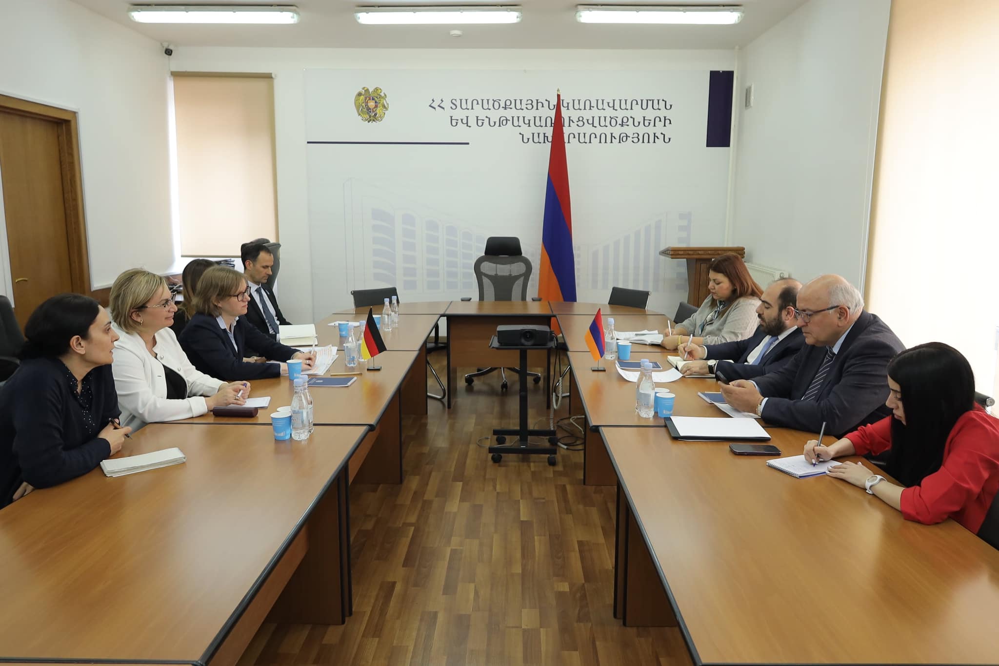 ՏԿԵ նախարարությունում Գերմանիայի ներկայացուցիչների հետ քննարկվել են «Կովկասյան էլեկտրահաղորդման ցանց Հայաստան-Վրաստան հաղորդիչ գիծ ենթակայաններ» ծրագրի վերաբերյալ հարցեր