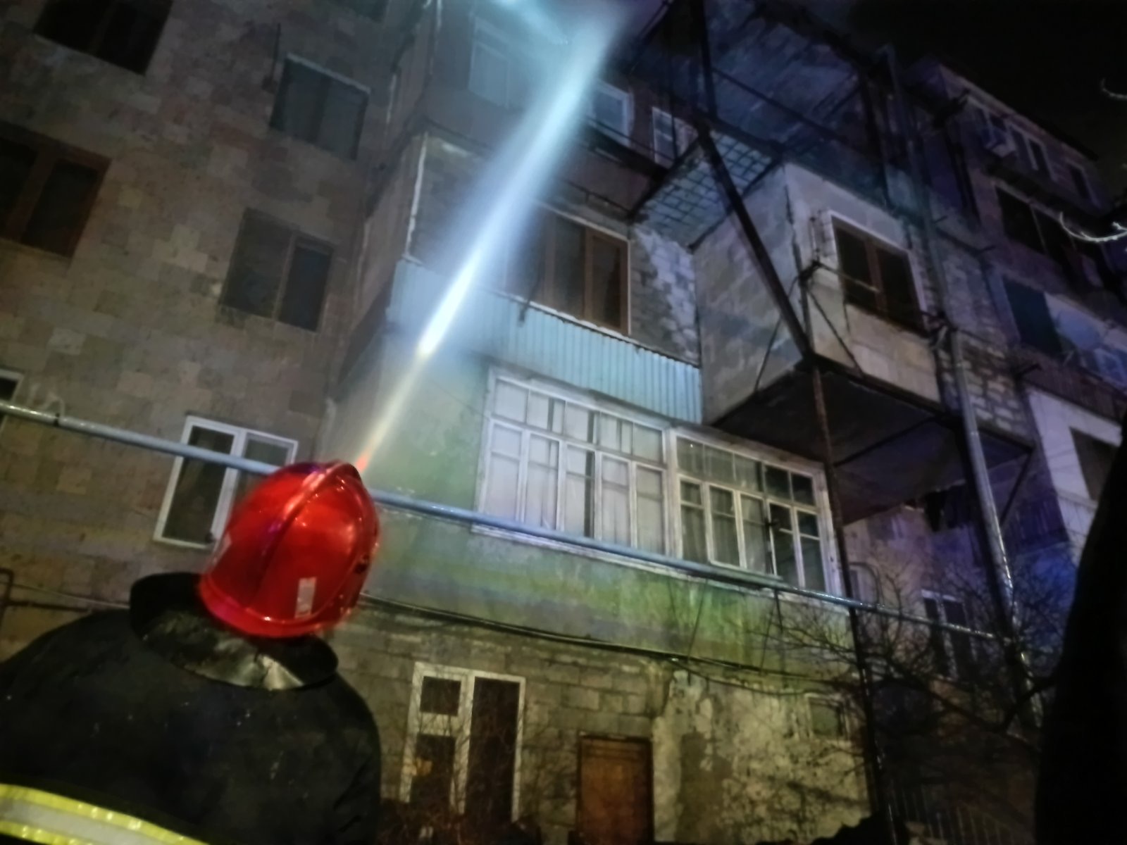 Հրդեհ Արարատյան 1-ին զանգվածում