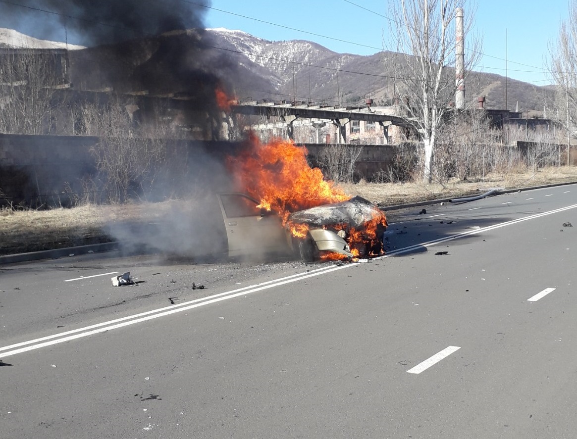 Վանաձորում այրվել է ավտոմեքենա