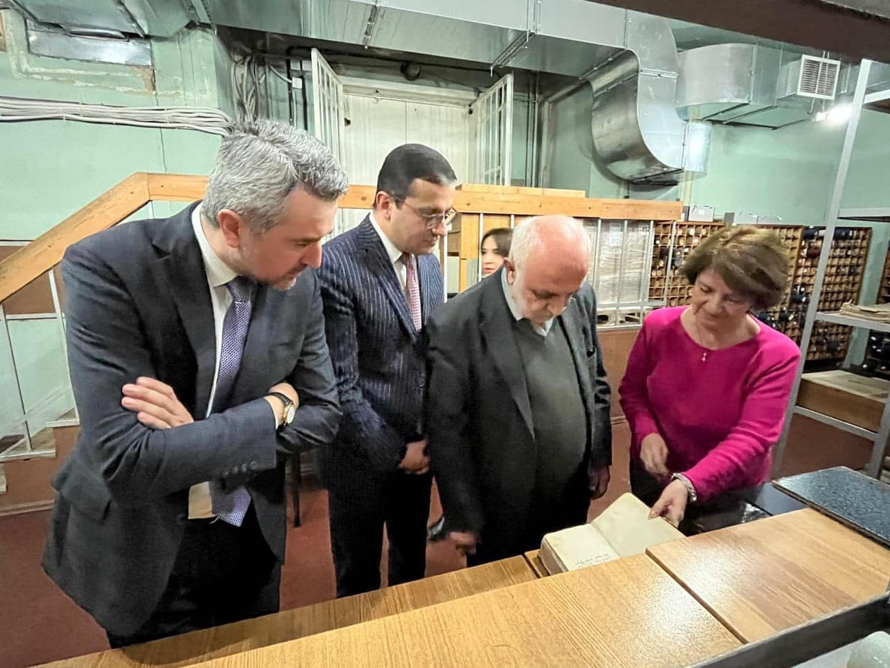 Կհրատարակվեն Թբիլիսիի ձեռագրերի ազգային կենտրոնում պահպանվող հայերեն և Մատենադարանում պահպանվող վրացերեն ձեռագրերի ցուցակները․ Արա Խզմալյան