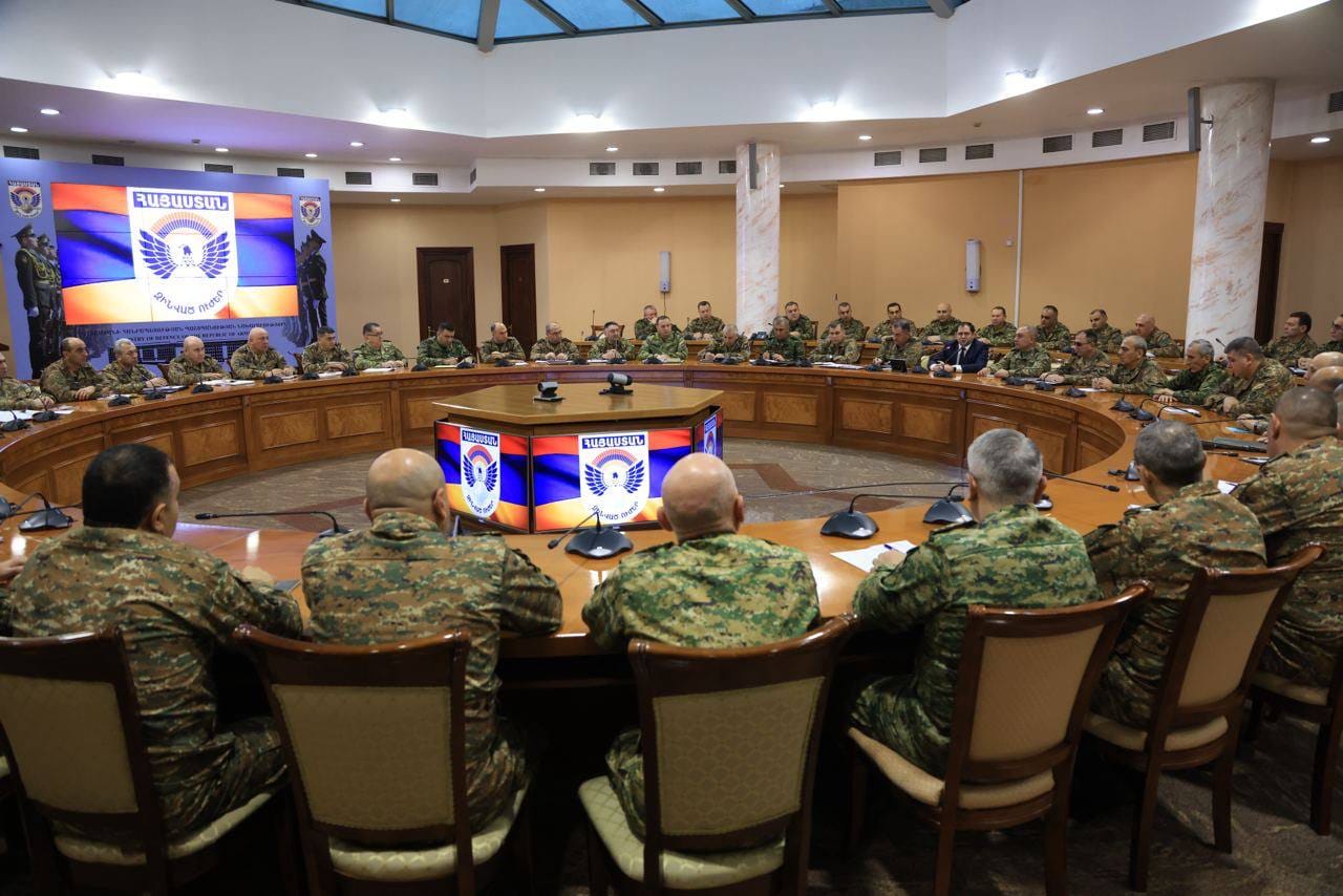 Սուրեն Պապիկյանն անդրադարձել է տարածաշրջանային անվտանգությանն առնչվող հարցերին, զինված ուժերում ներդրված մի շարք ծրագրերի արդյունքներին