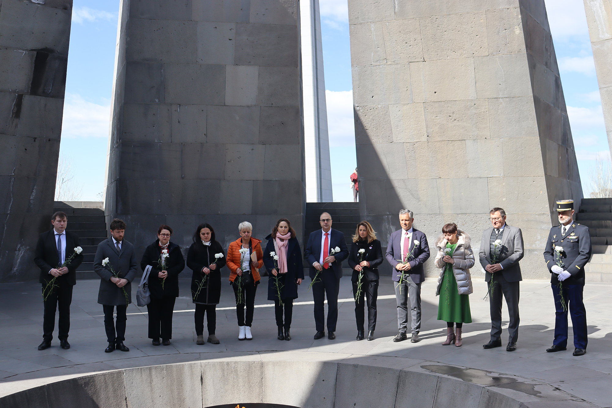 Ֆրանսիայի Ազգային ժողովի Ֆրանսիա-Հայաստան բարեկամական խումբն այցելել են Հայոց ցեղասպանության հուշահամալիր
