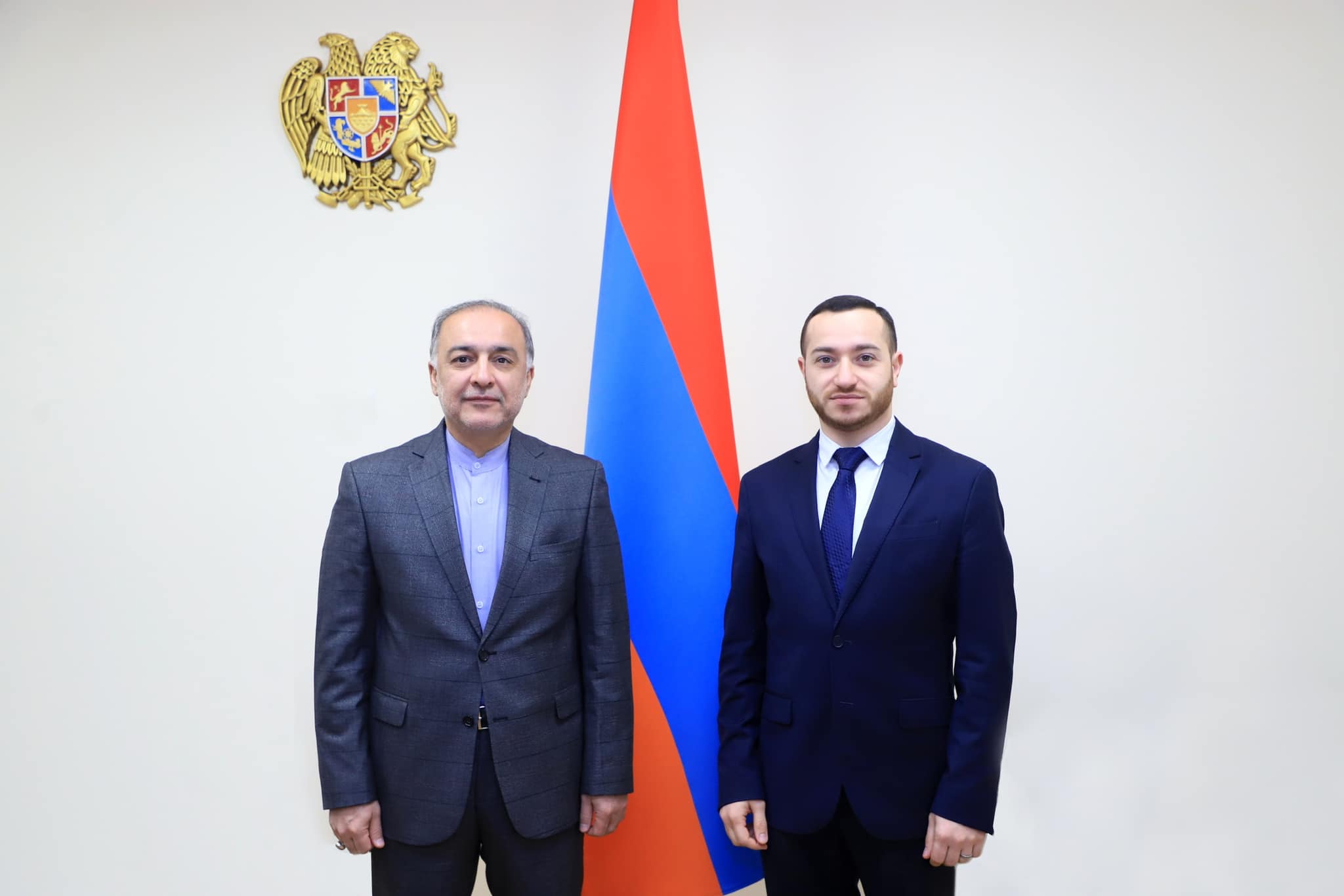 Մխիթար Հայրապետյանն ընդունել է Հայաստանում Իրանի դեսպան Մեհդի Սոբհանիին