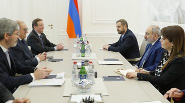 Վարչապետն ընդունել է շվեյցարահայ գործարար և բարերար Վահե Գաբրաշին