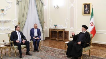 Սուրեն Պապիկյանը հանդիպել է ԻԻՀ նախագահ Էբրահիմ Ռայիսիի հետ