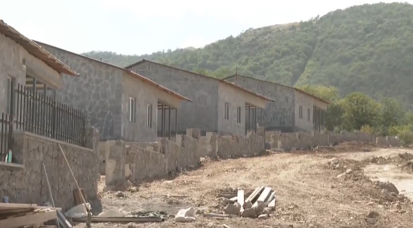 Ամբողջությամբ կֆինանսավորվեն Շուռնուխ բնակավայրում նոր բնակելի թաղամասի կառուցման աշխատանքները