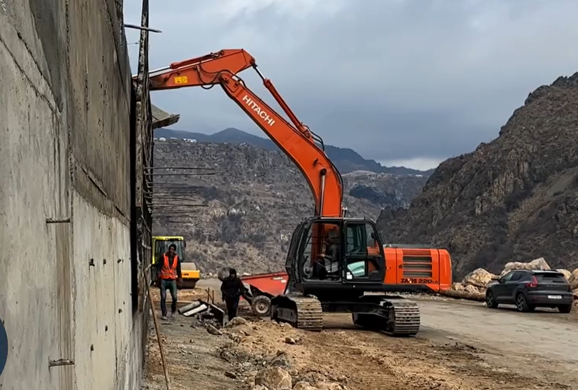 Շինարարական աշխատանքներ են ընթանում Օձունի խաչմերուկում