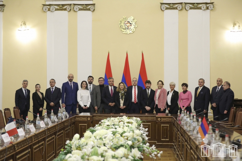 Հայ և ֆրանսիացի պատգամավորները քննարկել են երկկողմ և բազմակողմ համագործակցության խորացմանն առնչվող հարցեր