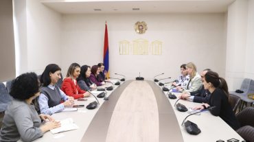 Քննարկվել են խոցելի խմբերի կյանքի բարելավմանը միտված ծրագրի շրջանակում իրավասու հանձնաժողովի հետ համագործակցության ձեւաչափերը