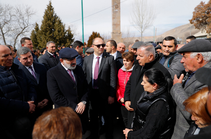 Հնարավորություններ կբացվեն սահմանամերձ գյուղում բնակարան, տուն կառուցելու ծրագրի հասանելիությունն ապահովելու համար. Փաշինյանը՝ Խաչիկ գյուղում