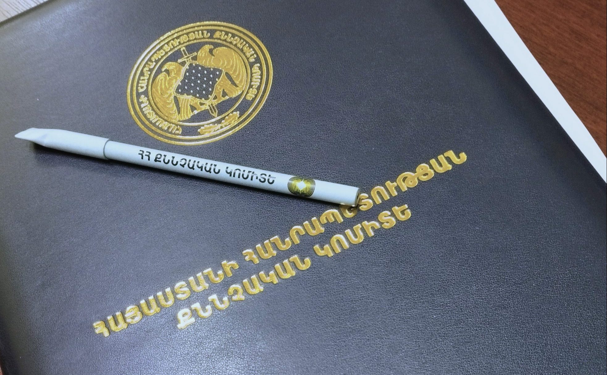 Յութուբյան ալիքով հեռարձակվող հաղորդման 2 վարողներին մեղադրանք է ներկայացվել՝ հաղորդակցական տեխնոլոգիաներն օգտագործելով խմբի կազմում խուլիգանություն կատարելու համար