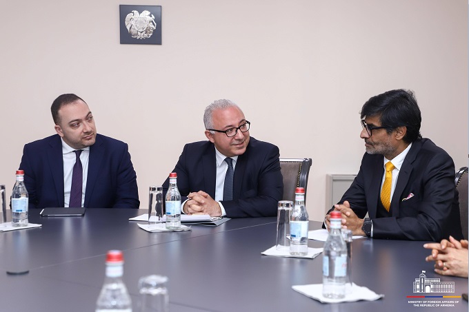 ԱԳ նախարարի տեղակալը հանդիպել է «Observer Research Foundation»‎ (ORF) հնդկական առաջատար ուղեղային կենտրոնի նախագահի հետ