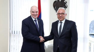 Ավստրալիայի նորանշանակ դեսպանն իր հավատարմագրերի պատճենն է հանձնել ՀՀ ԱԳ նախարարի տեղակալին