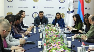Քննարկում Մարդու իրավունքների պաշտպանի աշխատակազմում՝ երեխաների իրավունքների պաշտպանության վերաբերյալ