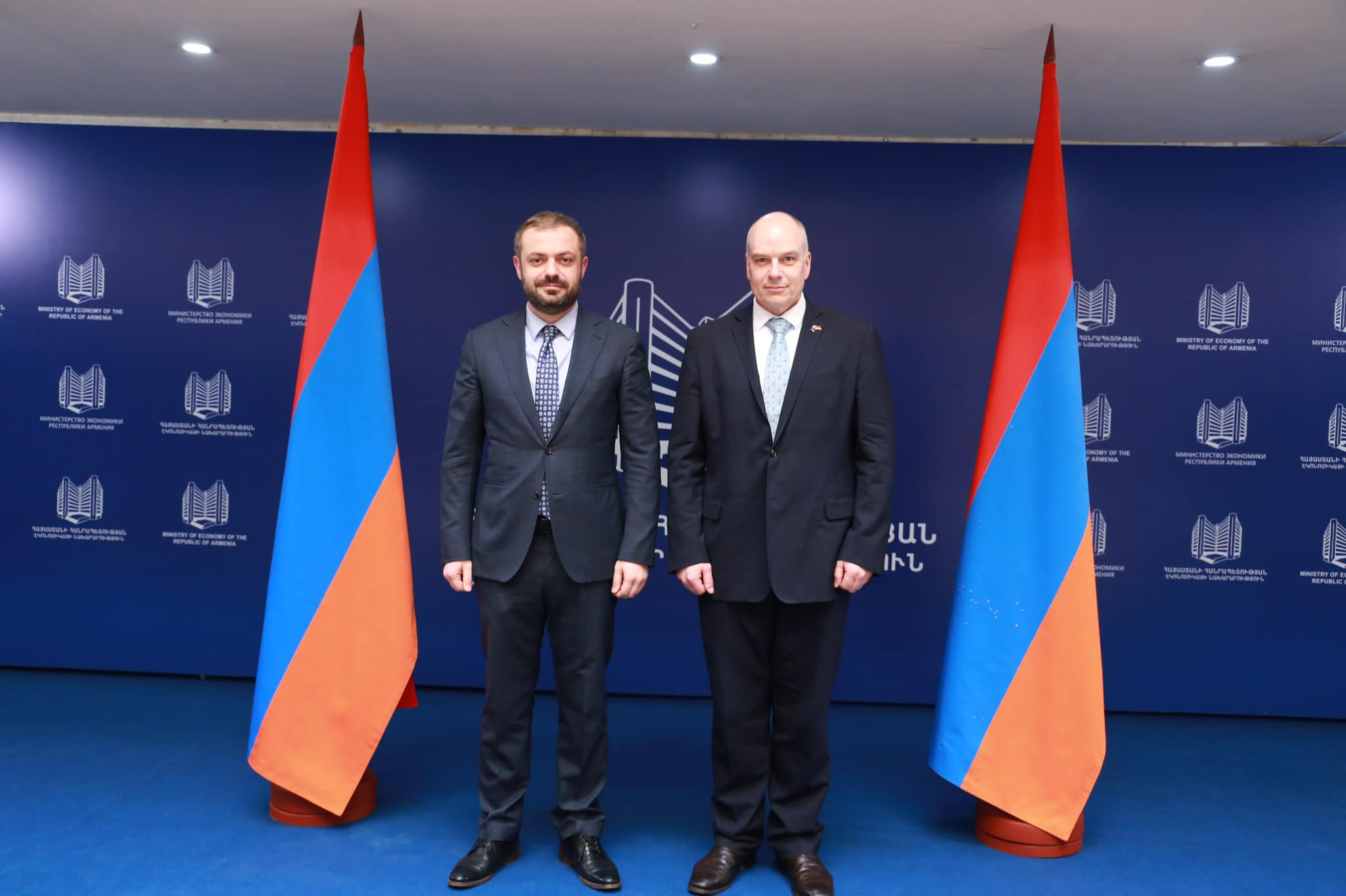 Գևորգ Պապոյանն ընդունել է Ավստրալիայի դեսպանին