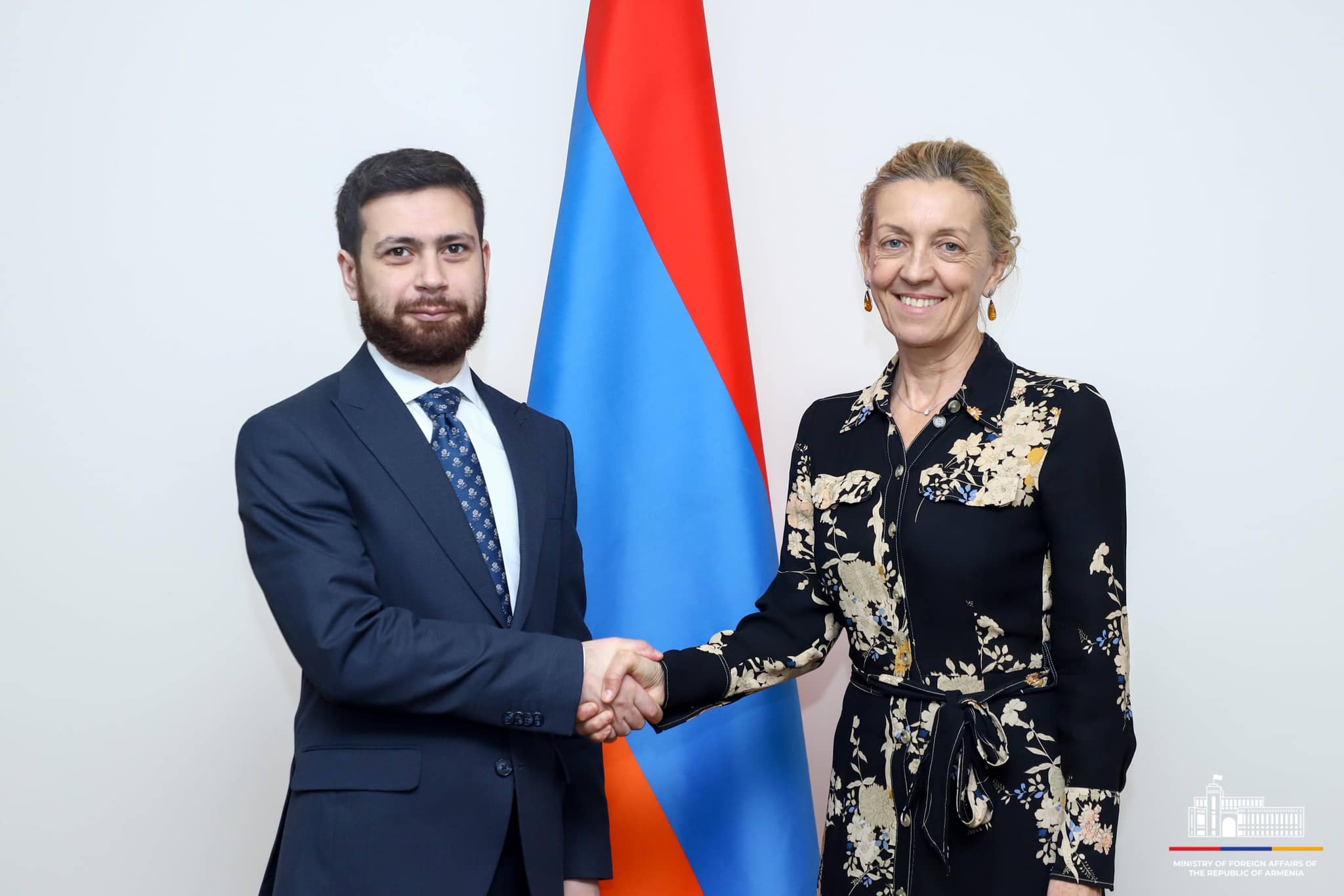 Հայաստանում նորանշանակ ՄԱԿ մշտական համակարգողն իր հավատարմագրերի պատճենն է հանձնել ՀՀ ԱԳ նախարարի տեղակալին