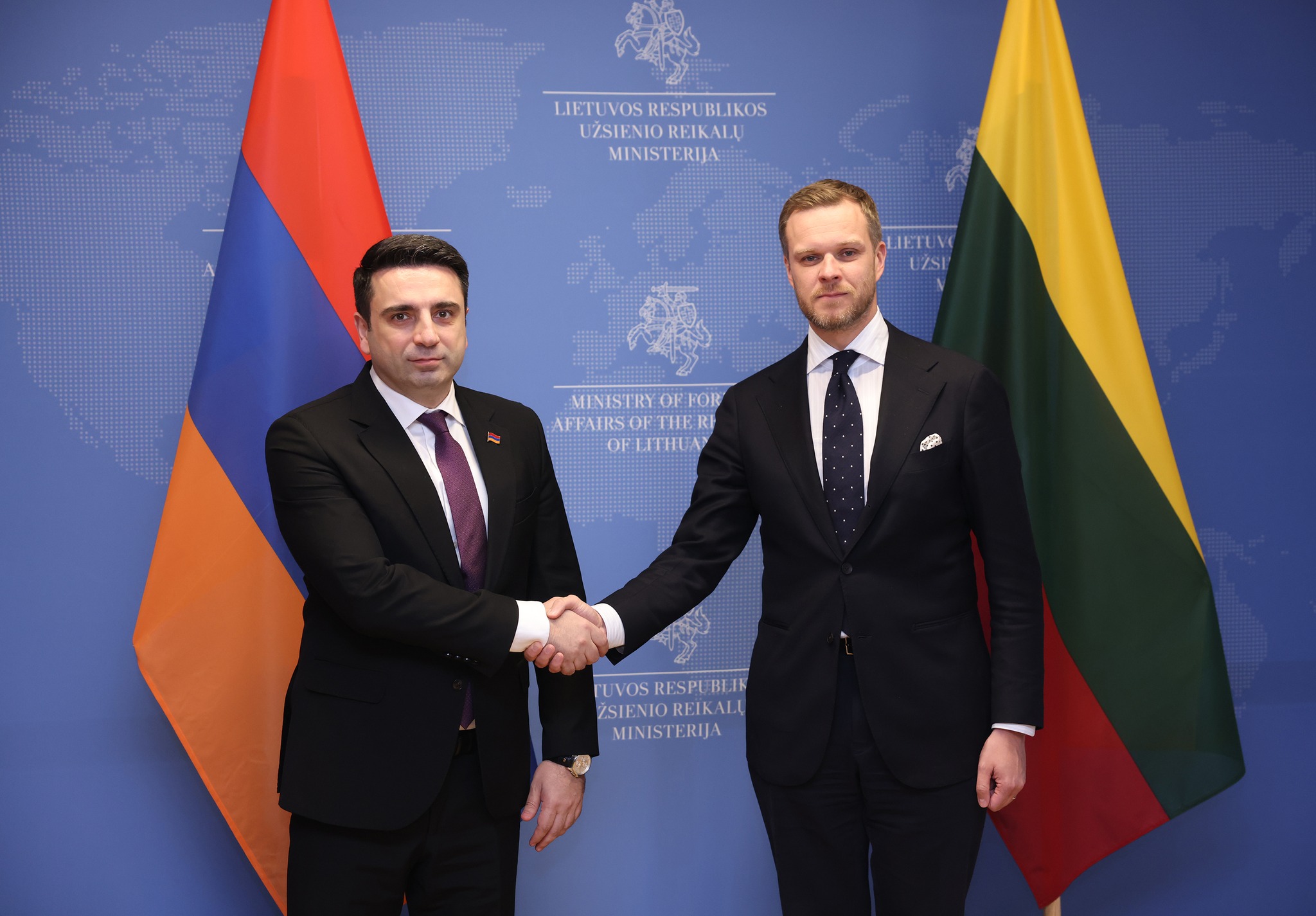 Լիտվան պատրաստ է ամեն կերպ աջակցել խաղաղության գործընթացին. Լիտվայի ԱԳ նախարարը՝ Ալեն Սիմոնյանին