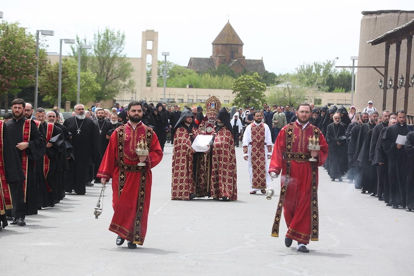 Հայոց Ցեղասպանության սուրբ նահատակների  ոգեկոչման արարողությունները Մայր Աթոռ Սուրբ Էջմիածնում