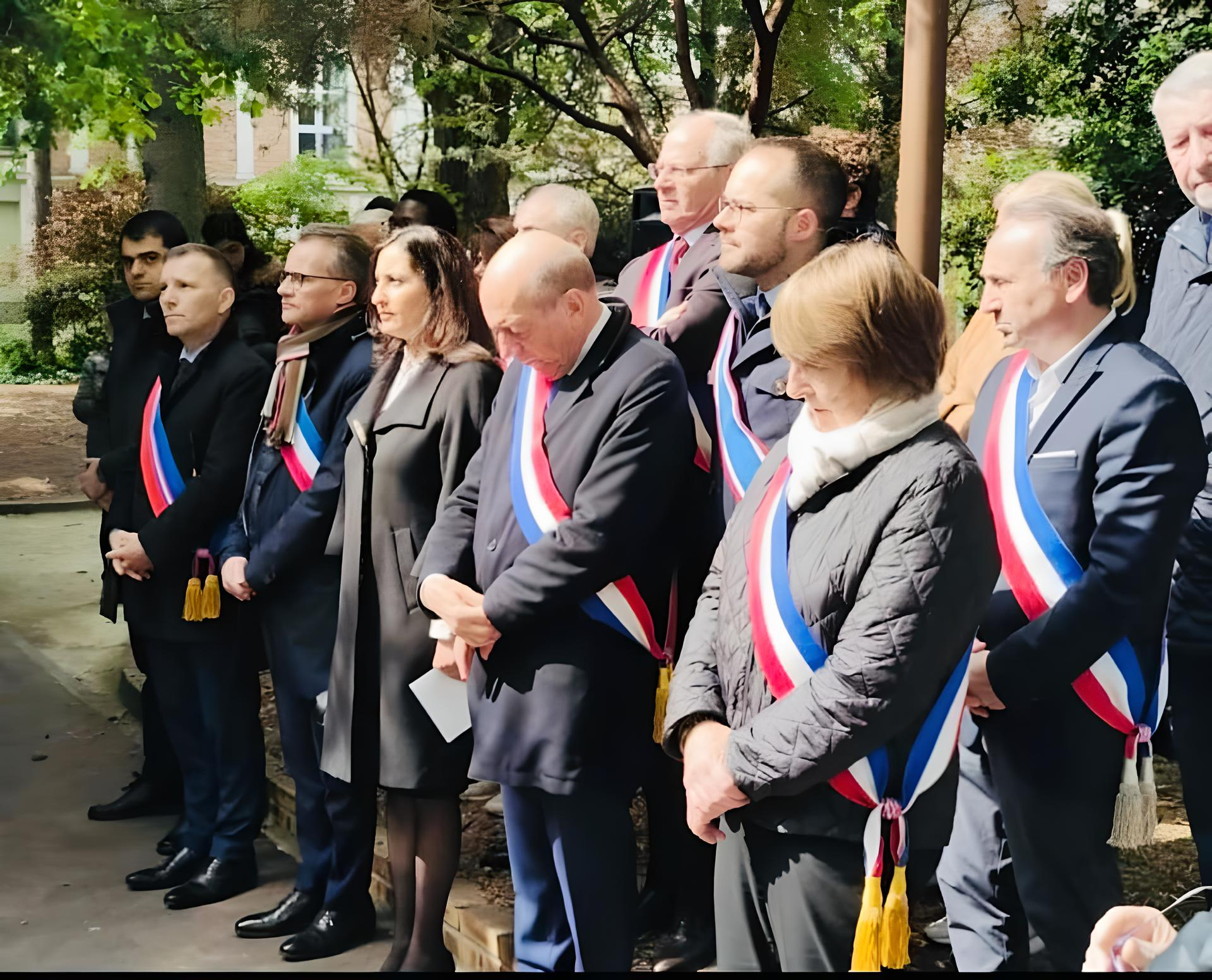 Ֆրանսիայի Շարանտոն-լը-Պոն քաղաքում տեղի է ունեցել Հայոց ցեղասպանության 109-րդ տարելիցին նվիրված հանդիսավոր արարողություն