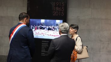 Ֆրանսիայի «Ըմբոստ Ֆրանսիա» ընդդիմադիր կուսակցության նախագահ Ժան-Լյուկ Մելանշոնն այցելել է Հայոց ցեղասպանության հուշահամալիր