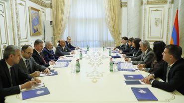 Վարչապետն ընդունել է Ֆրանսիայի Բուշ դյու-Ռոն դեպարտամենտի խորհրդի նախագահի գլխավորած պատվիրակությանը
