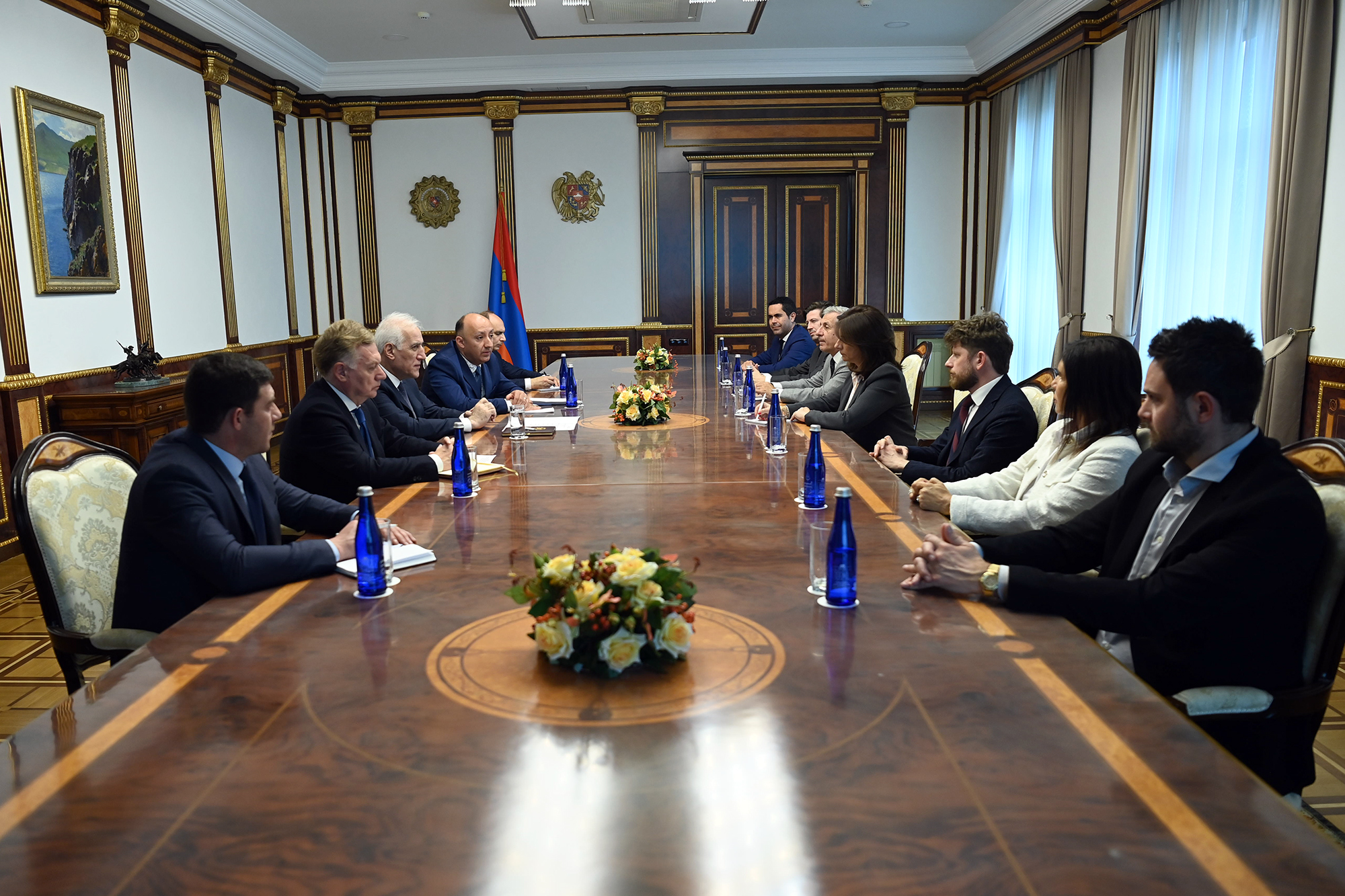 Նախագահն ընդունել է Ֆրանսիայի Բուշ-Դյու-Ռոն դեպարտամենտի և ՀԲ Էքս-Մարսել-Պրովանս Մետրոպոլի նախագահ Մարտին Վասալի գլխավորած պատվիրակությանը