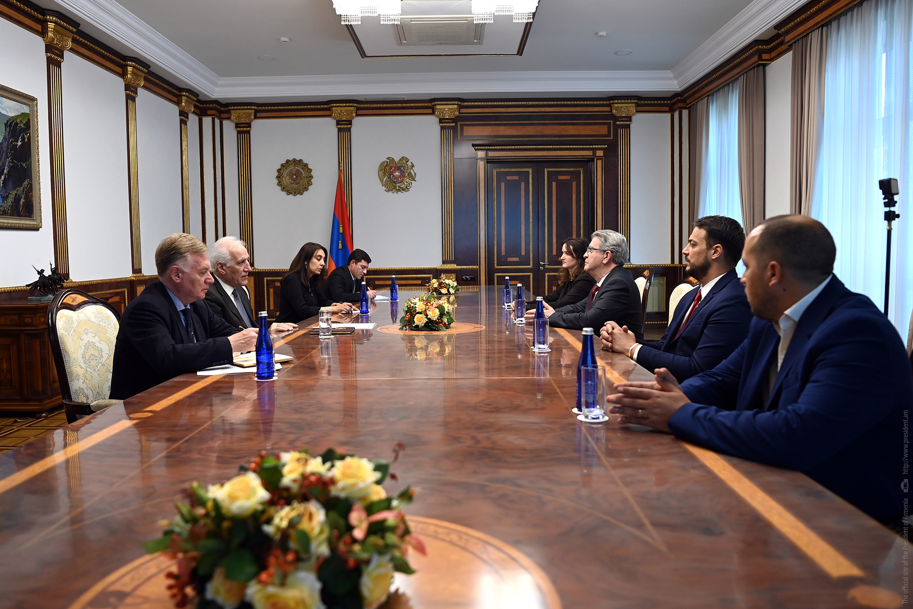 Վահագն Խաչատուրյանն ընդունել է Ֆրանսիայի «Ըմբոստ Ֆրանսիա» կուսակցության նախագահ Ժան-Լյուկ Մելանշոնի գլխավորած պատվիրակությանը