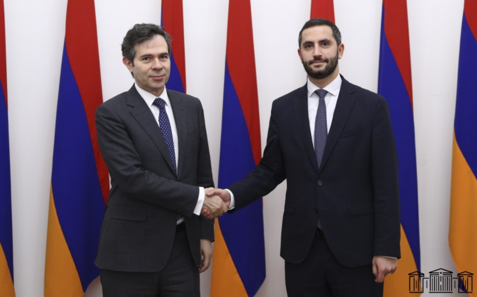 Ռուբեն Ռուբինյանն ընդունել է ՀՀ-ում Հունաստանի դեսպանին