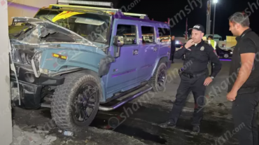 Ավտովթար՝ Երևանում. բախվել են «Toyota»-ն ու «Hummer»-ը. վերջինն էլ բախվել է բենզալցակայանի շինության պատին. կա տուժած