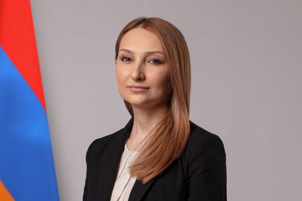 Դեսպան Լիլիթ Մակունցը հանդիպել է ԱՄՆ կոնգրեսական Ռոբերտ Ադերհոլթի հետ