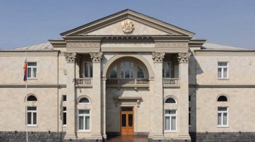 Քննչական և Հակակոռուպցիոն կոմիտեների չորս պաշտոնյաների նոր դասային աստիճան է շնորհվել