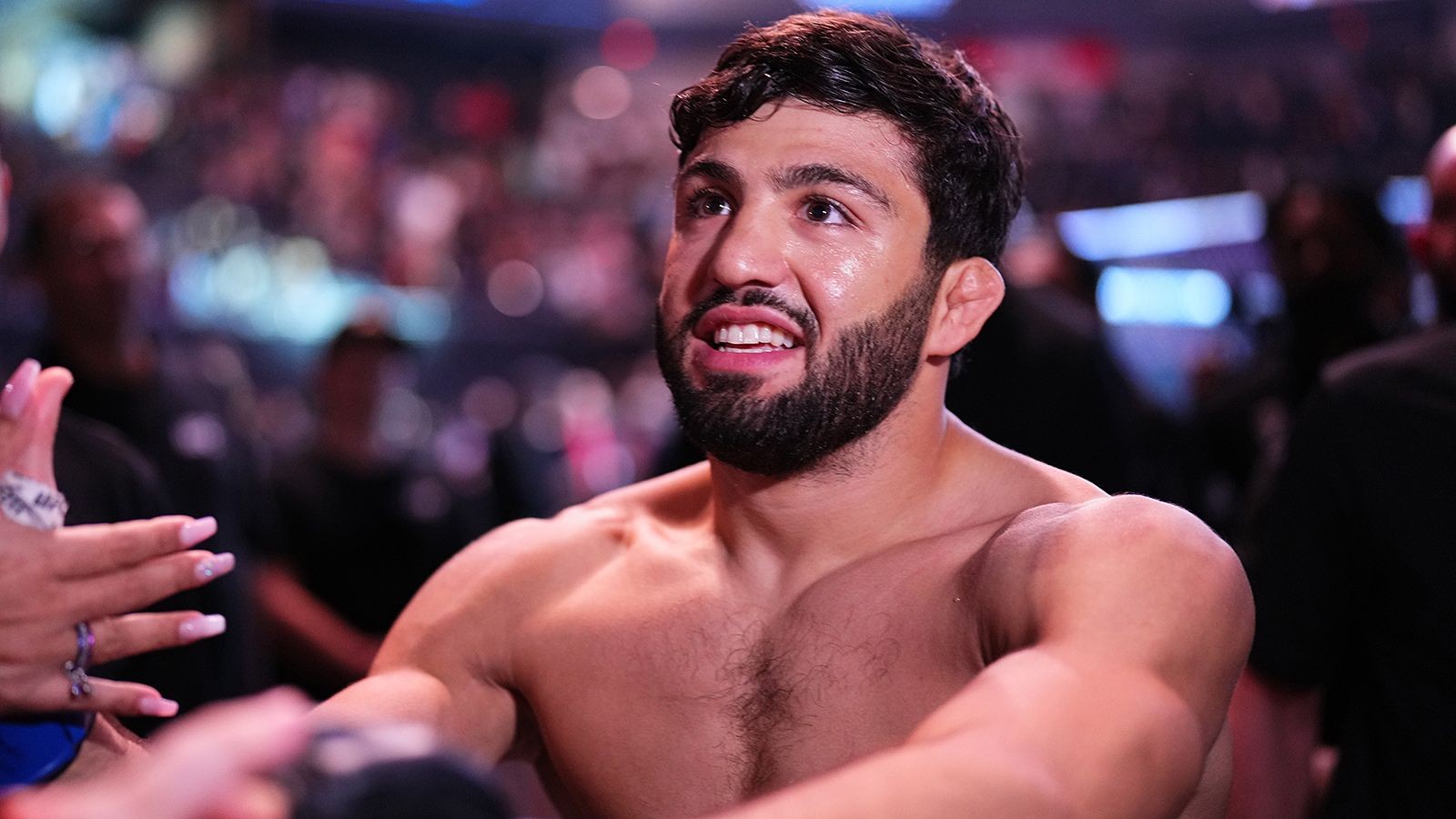 Ես կլինեմ թեթև քաշային կարգի UFC-ի ամենաերկար չեմպիոնը. Արման Ծառուկյան