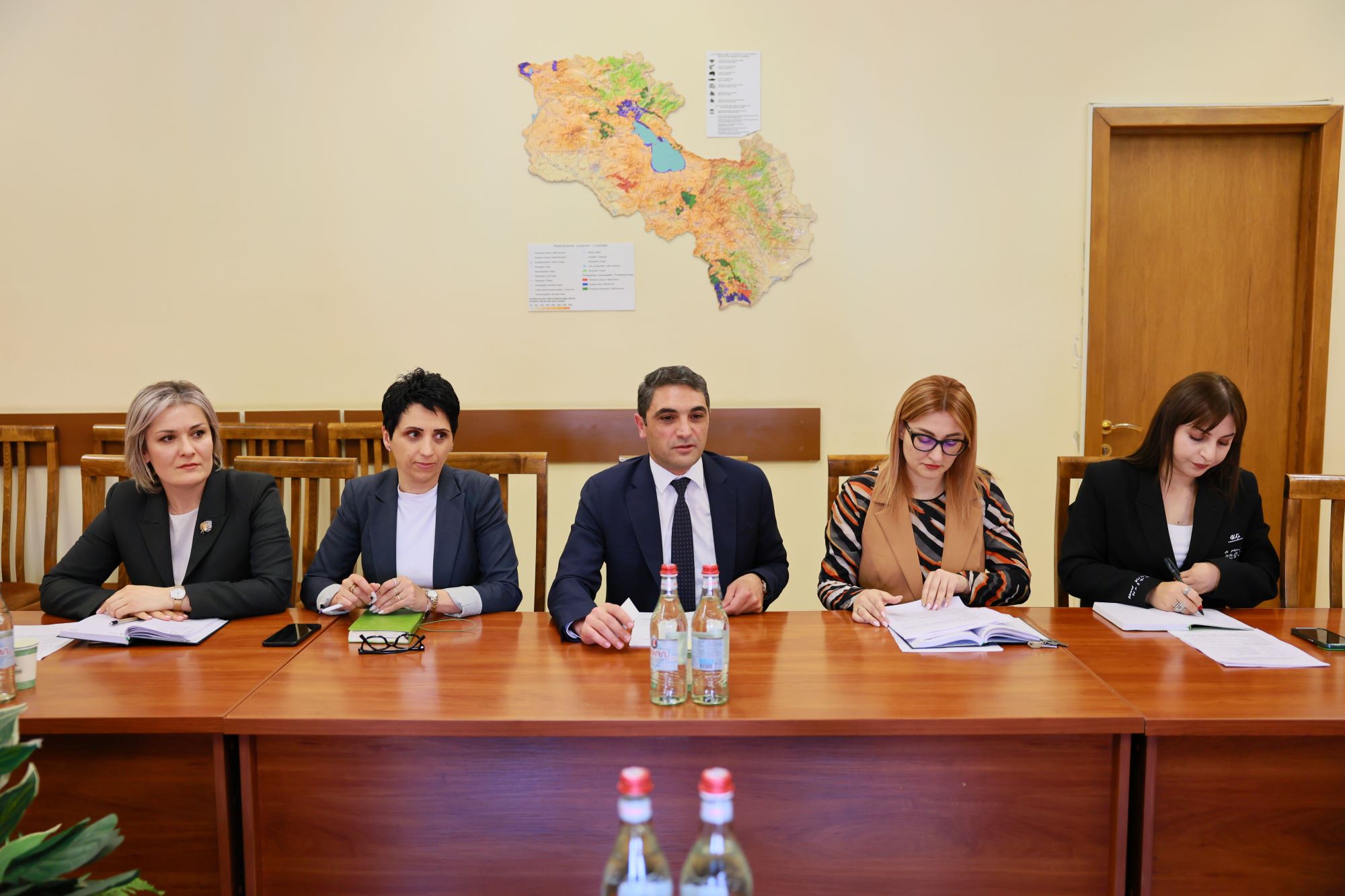 ՇՄ նախարարն ընդունել է Հայաստանում ՀԲ-ի գրասենյակի Եվրոպայի և Կենտրոնական Ասիայի կայուն զարգացման տարածաշրջանային տնօրենին