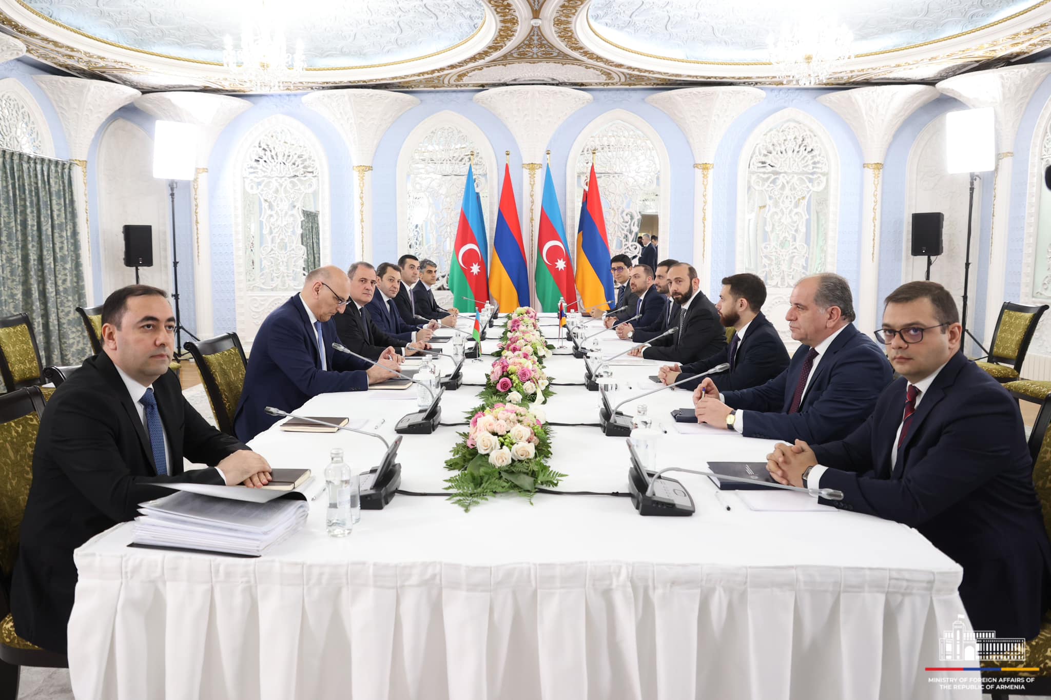 Ալմաթիում մեկնարկել է Հայաստանի և Ադրբեջանի ԱԳ նախարարների ղեկավարած պատվիրակությունների հանդիպումը
