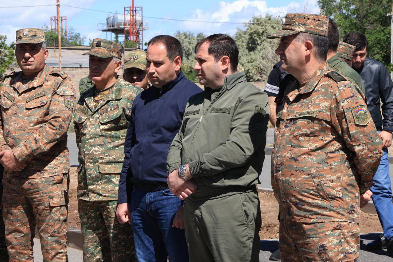 Սուրեն Պապիկյանն այցելել է ՊՆ ուսումնական կենտրոններից մեկը