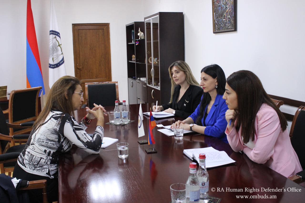 Անահիտ Մանասյանն ընդունել է Կրթության և վերապատրաստման Ֆրանկոֆոնիայի ինստիտուտի տնօրեն Մոնա Լառուսին