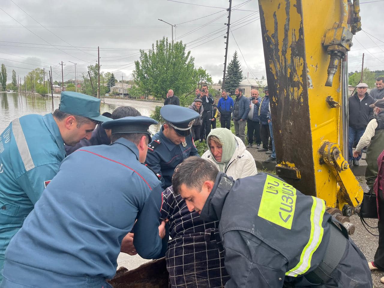 Մանրամասներ՝ Լոռու և Տավուշի մարզերում, Երևանում, Դեբեդ, Աղստև, Տաշիր գետերի վարարման հետևանքով առաջացած դեպքերի մասին. ՆԳՆ
