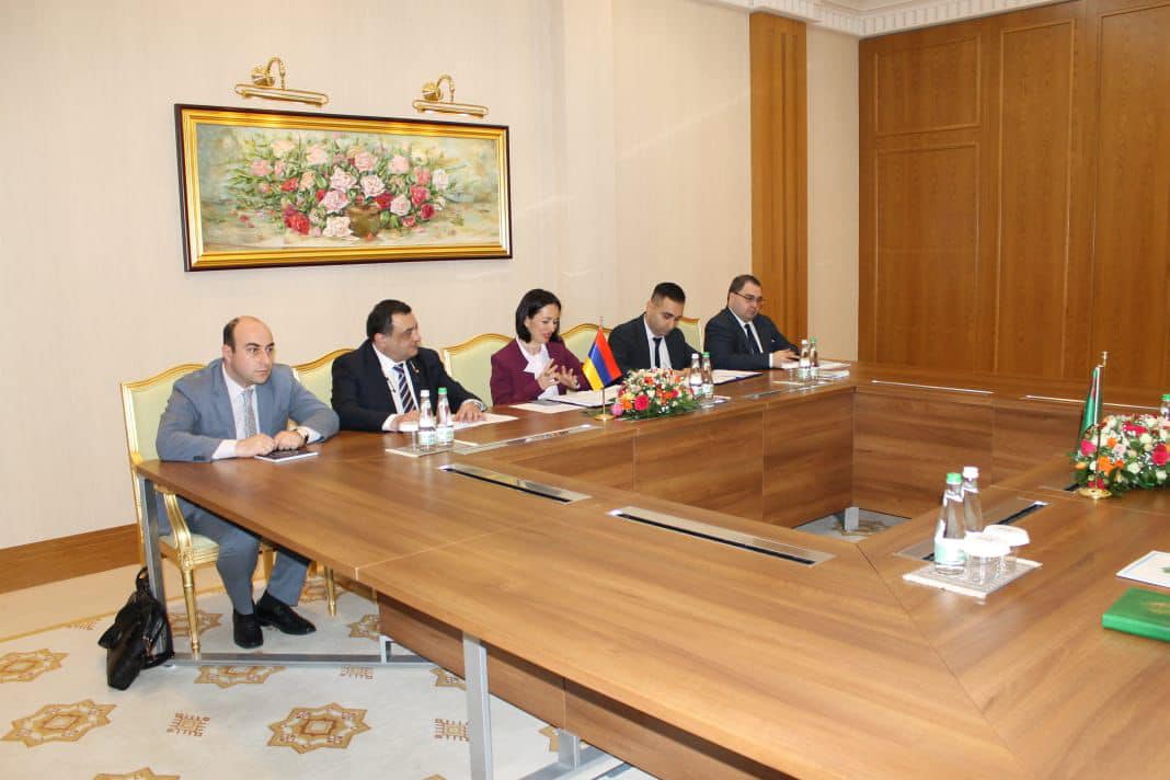 Ժաննա Անդրեասյանը հանդիպել է Ղազախստանի մշակույթի և տեղեկատվության նախարարի հետ