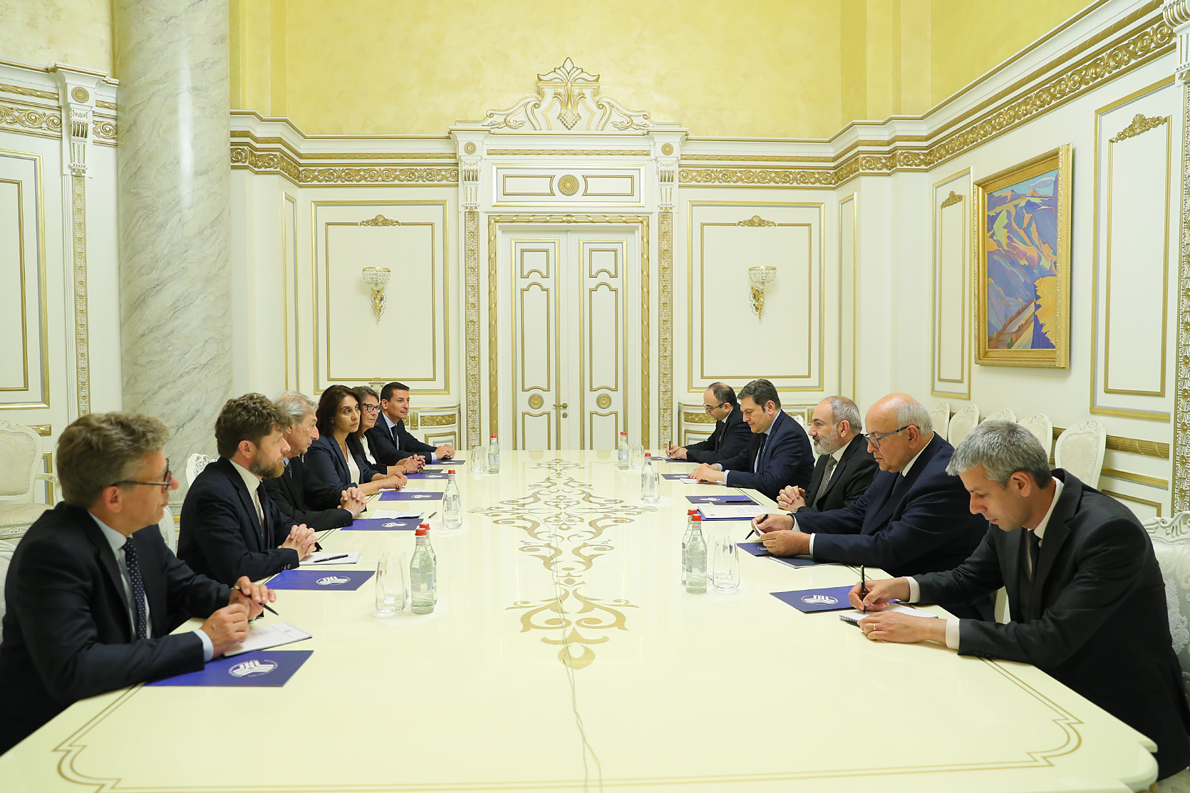 Վարչապետն ընդունել է Ֆրանսիայի Օ-դը-Սեն շրջանային խորհրդի նախագահի գլխավորած պատվիրակությանը