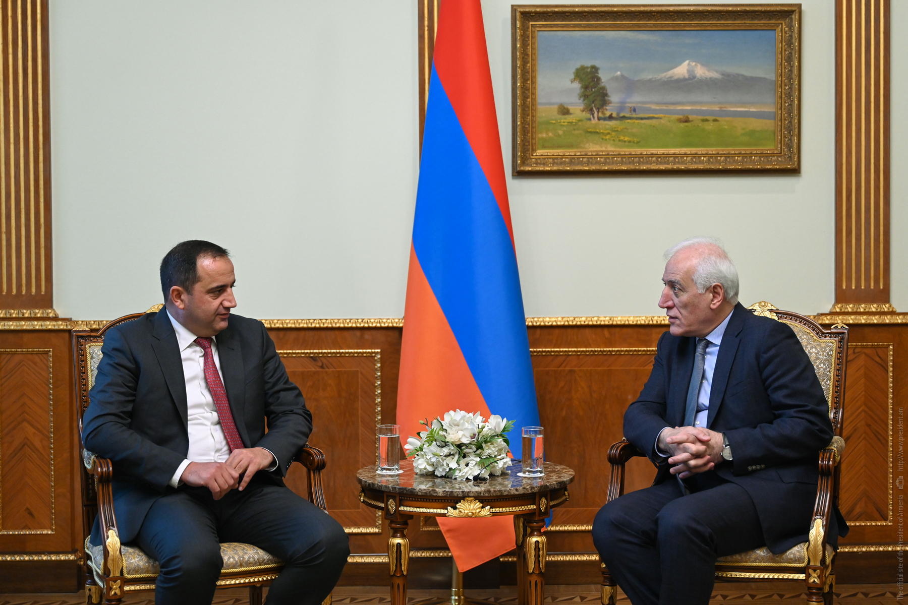 Վահագն Խաչատուրյանն ընդունել է Հայաստանի բանկերի միության նախագահին
