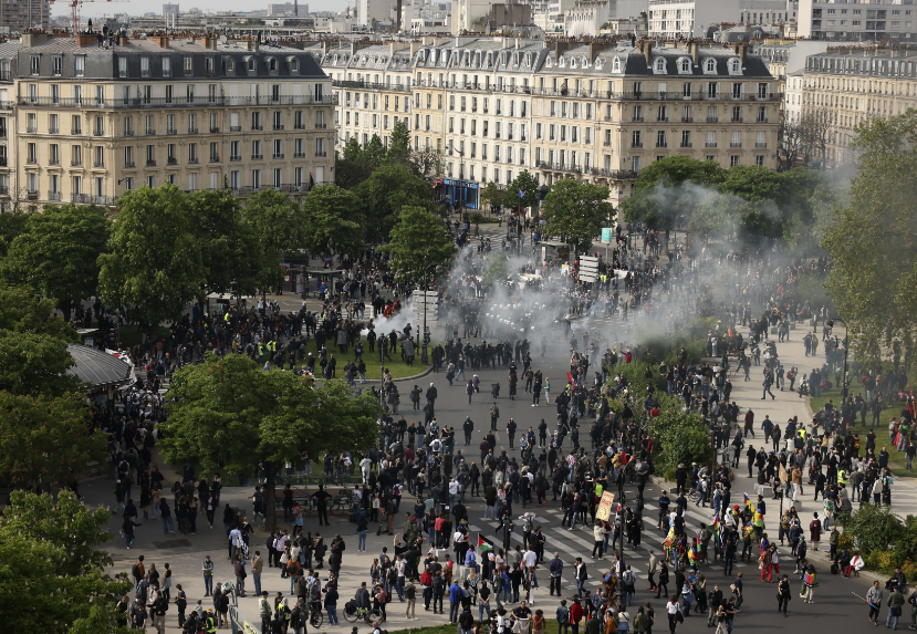 Փարիզում ցույցի ժամանակ տեղի ունեցած անկարգություններից հետո 12 ոստիկան հոսպիտալացվել է