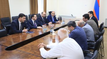 Մխիթար Հայրապետյանը ընդունել է կապի հայաստանյան օպերատորների ներկայացուցիչներին