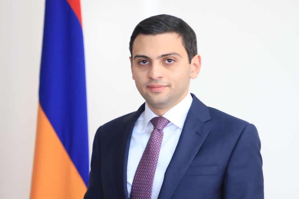 Ռաֆայել Գևորգյանն ազատվել է էկոնոմիկայի նախարարի տեղակալի պաշտոնից