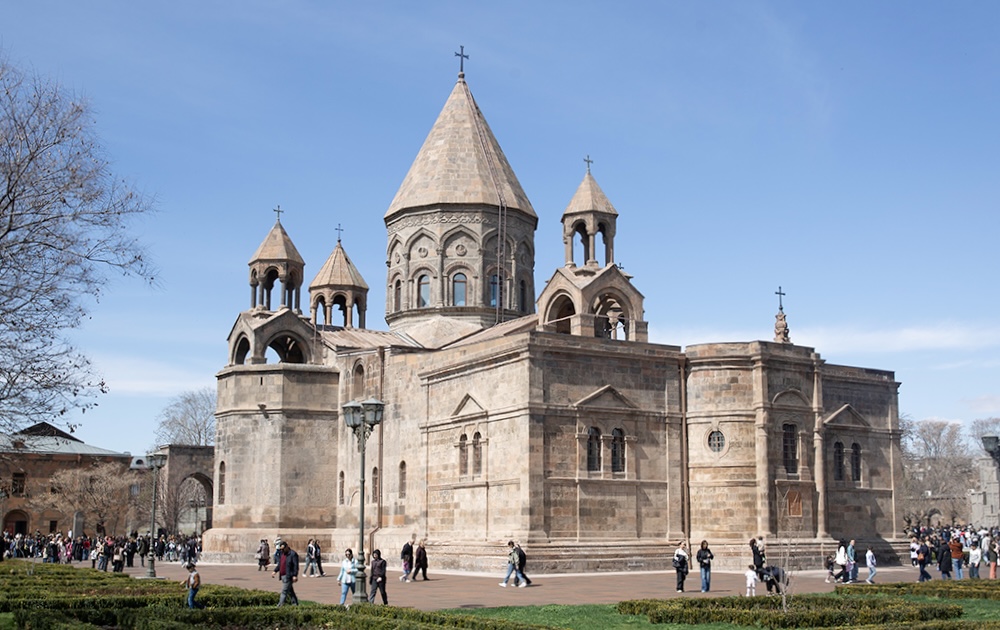 Կարգալույծ է հռչակվել Տ. Գրիգորիս վարդապետ Շոխիկյանը