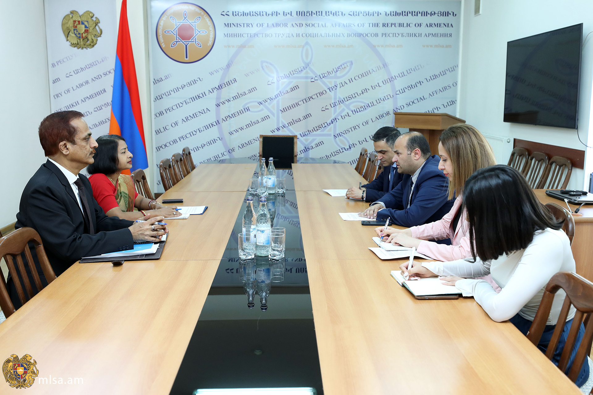 Նարեկ Մկրտչյանը Կիշան Դան Դեվալի հետ քննարկել է Հնդկաստանից Հայաստան աշխատուժի շարժի կարգավորման հետ կապված մեխանիզմները