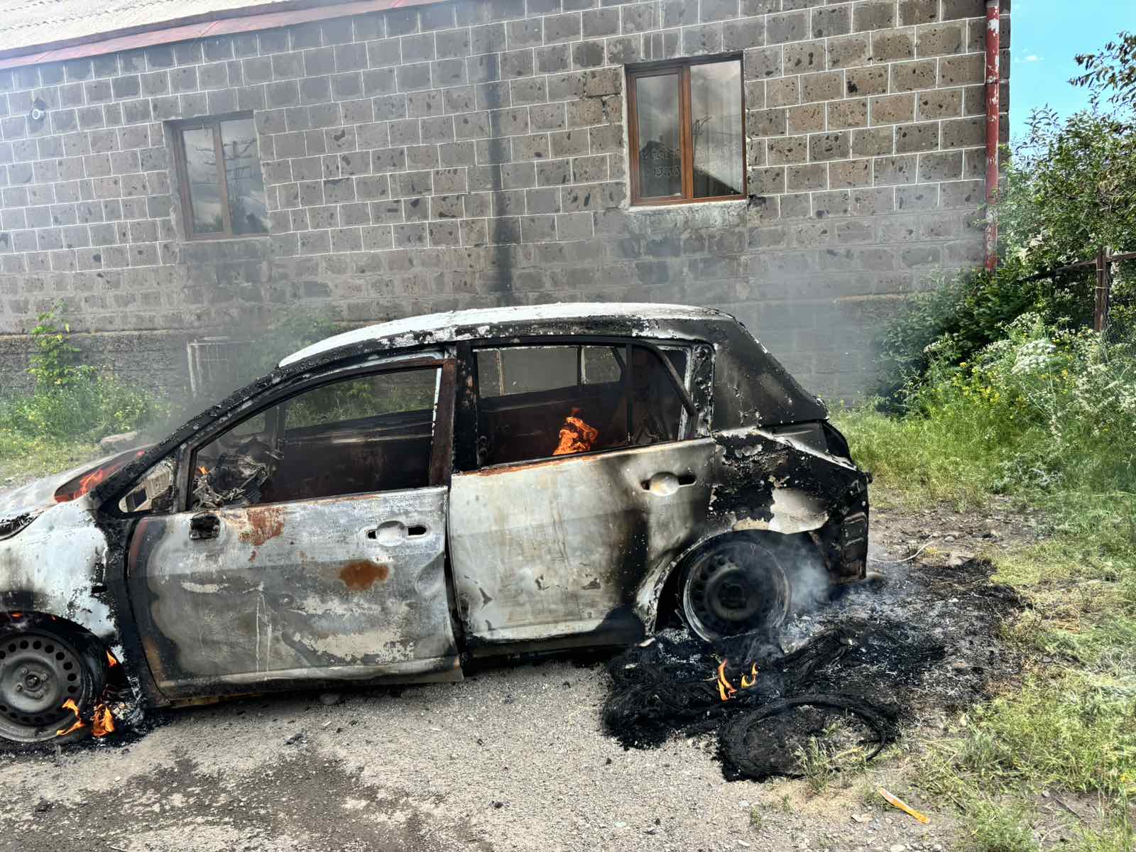 Գյումրիում ավտոմեքենա է այրվել
