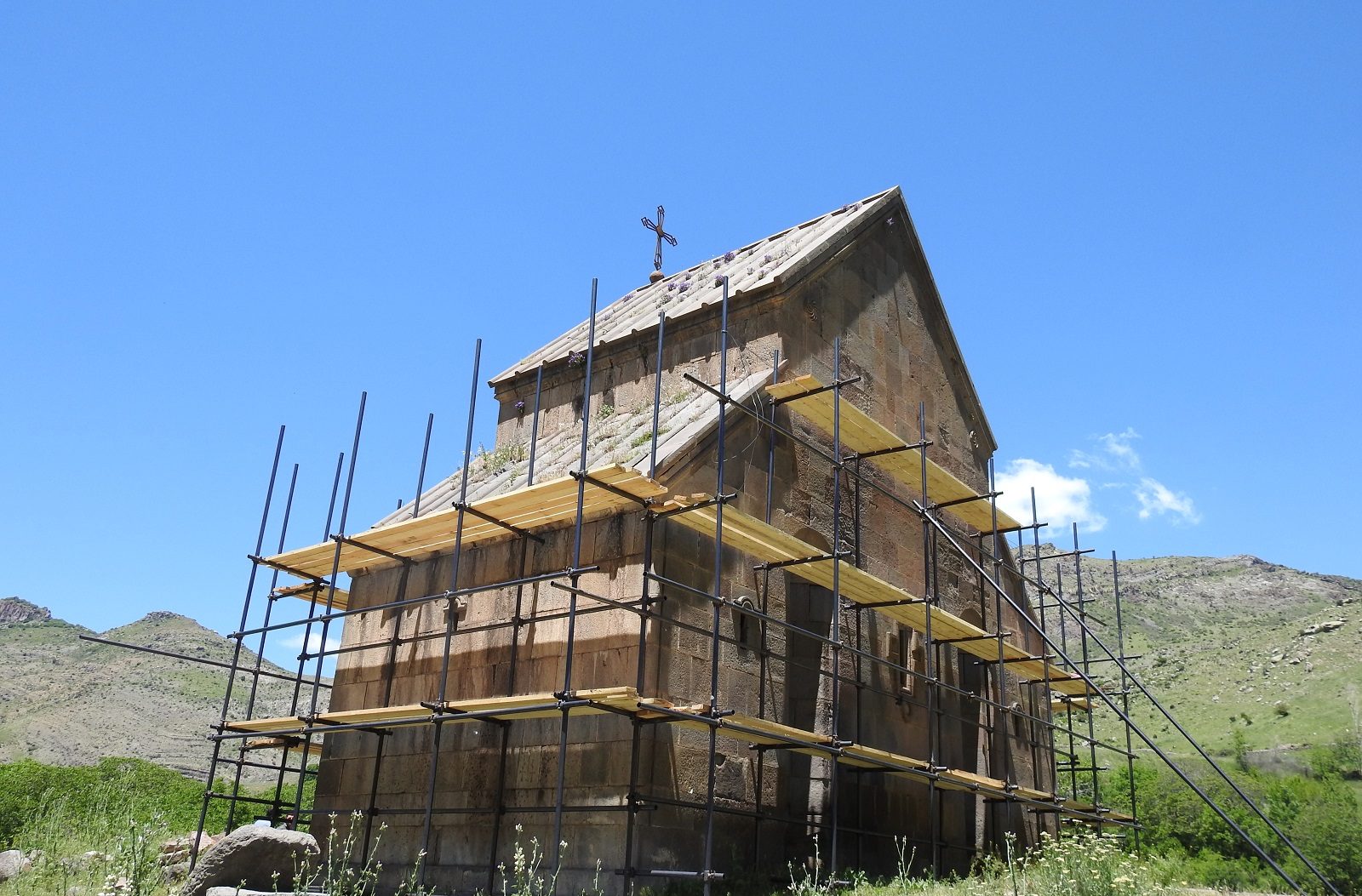 Նորոգվում է Վայոց ձորի մարզի Եղեգիսի Զորաց եկեղեցին