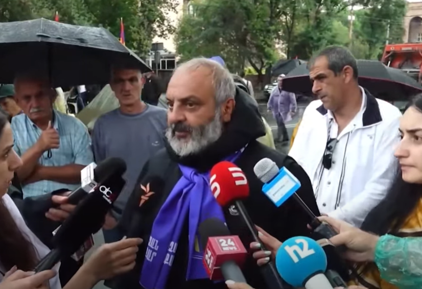 Ցուցարարները կշարունակեն փակ պահել Բաղրամյան պողոտան․ «Տավուշը հանուն հայրենիքի» շարժման առաջնորդը ներկայացրեց անելիքները